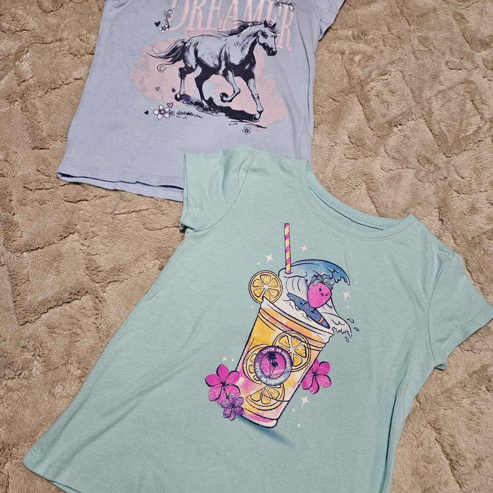 The Children's Place Blue and Mint Graphic Tees